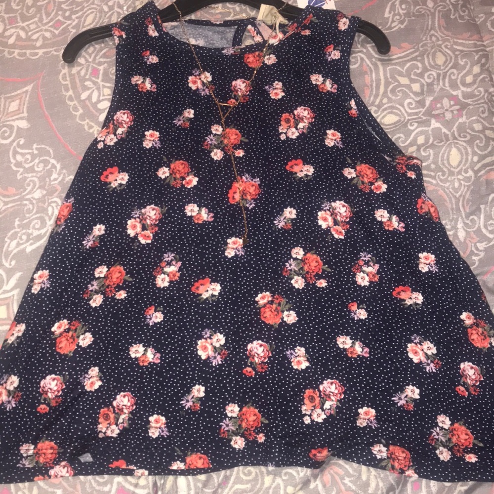 Sleeveless top
